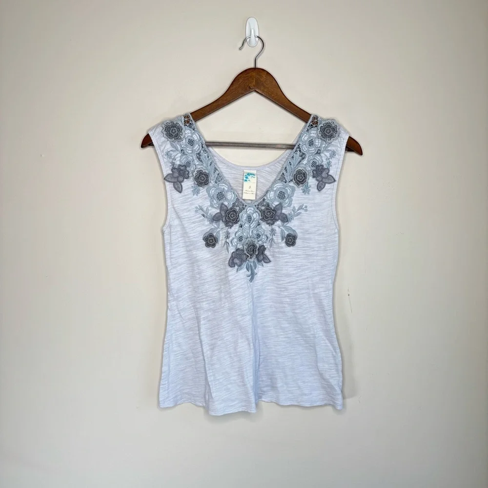 Anthro C Keer Blue Grey Cotton Embroidered Floral Sleeveless Blouse Small - Picture 1 of 8